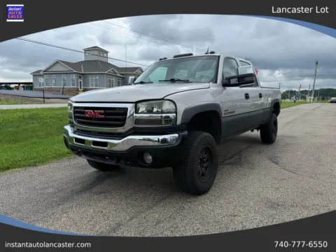 Silver 2005 GMC Sierra 2500 HD Crew Cab SLT Pickup 4D 6 1/2 ft for sale in Lancaster, OH