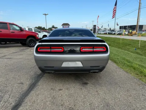 More photos of 2016 Dodge Challenger SXT Coupe 2D at Instant Auto Sales Lancaster, OH