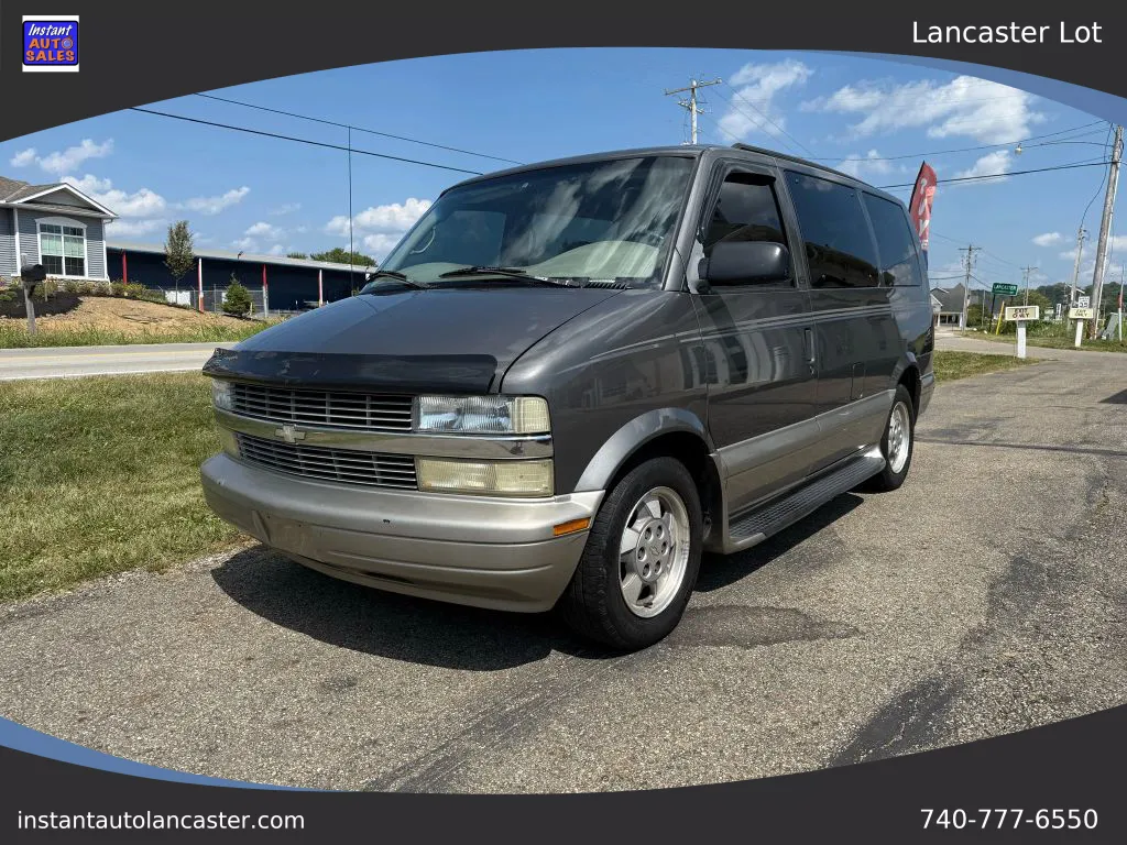 Gray 2003 Chevrolet Astro Passenger LT Minivan 3D for sale in Lancaster, OH