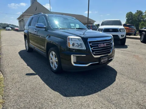 Another view of 2017 GMC Terrain SLE-2 Sport Utility 4D for sale in Lancaster, OH at Instant Auto Sales Lancaster