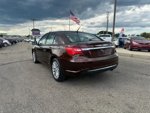 More photos of 2013 Chrysler 200 Limited Sedan 4D at Instant Auto Sales Lancaster, OH