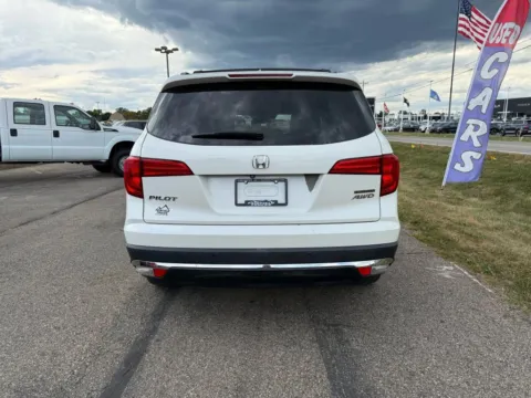 More photos of 2016 Honda Pilot Touring Sport Utility 4D at Instant Auto Sales Lancaster, OH