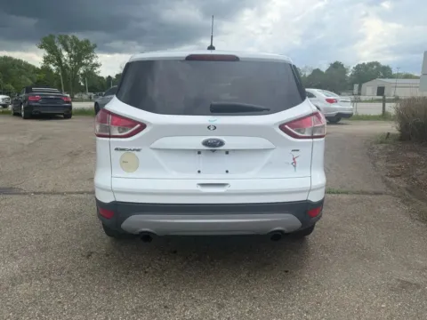 More photos of 2016 Ford Escape SE Sport Utility 4D at Instant Auto Sales Lancaster, OH
