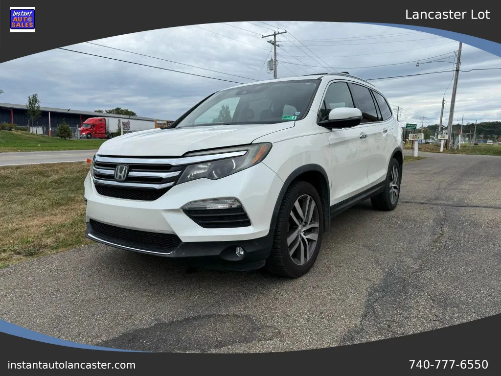 White 2016 Honda Pilot Touring Sport Utility 4D for sale in Lancaster, OH