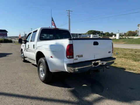More photos of 2002 Ford F350 Super Duty Crew Cab Short Bed at Instant Auto Sales Lancaster, OH