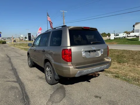 More photos of 2005 Honda Pilot EX-L Sport Utility 4D at Instant Auto Sales Lancaster, OH