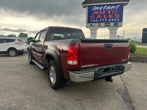 More photos of 2013 GMC Sierra 1500 Crew Cab SLT Pickup 4D 5 3/4 ft at Instant Auto Sales Lancaster, OH