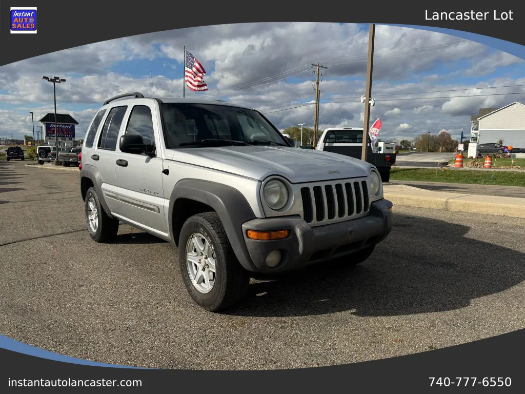 Silver 2002 Jeep Liberty Sport Utility 4D for sale in Lancaster, OH