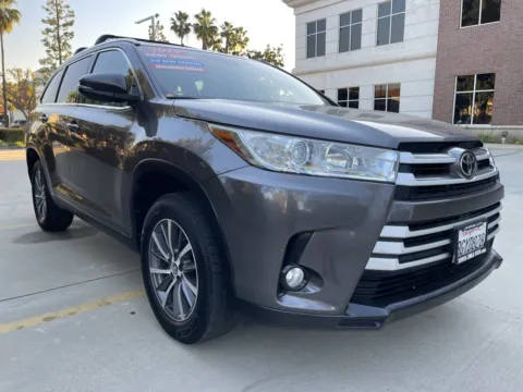 More photos of 2019 Toyota Highlander XLE FWD at Quality 1 Auto, CA