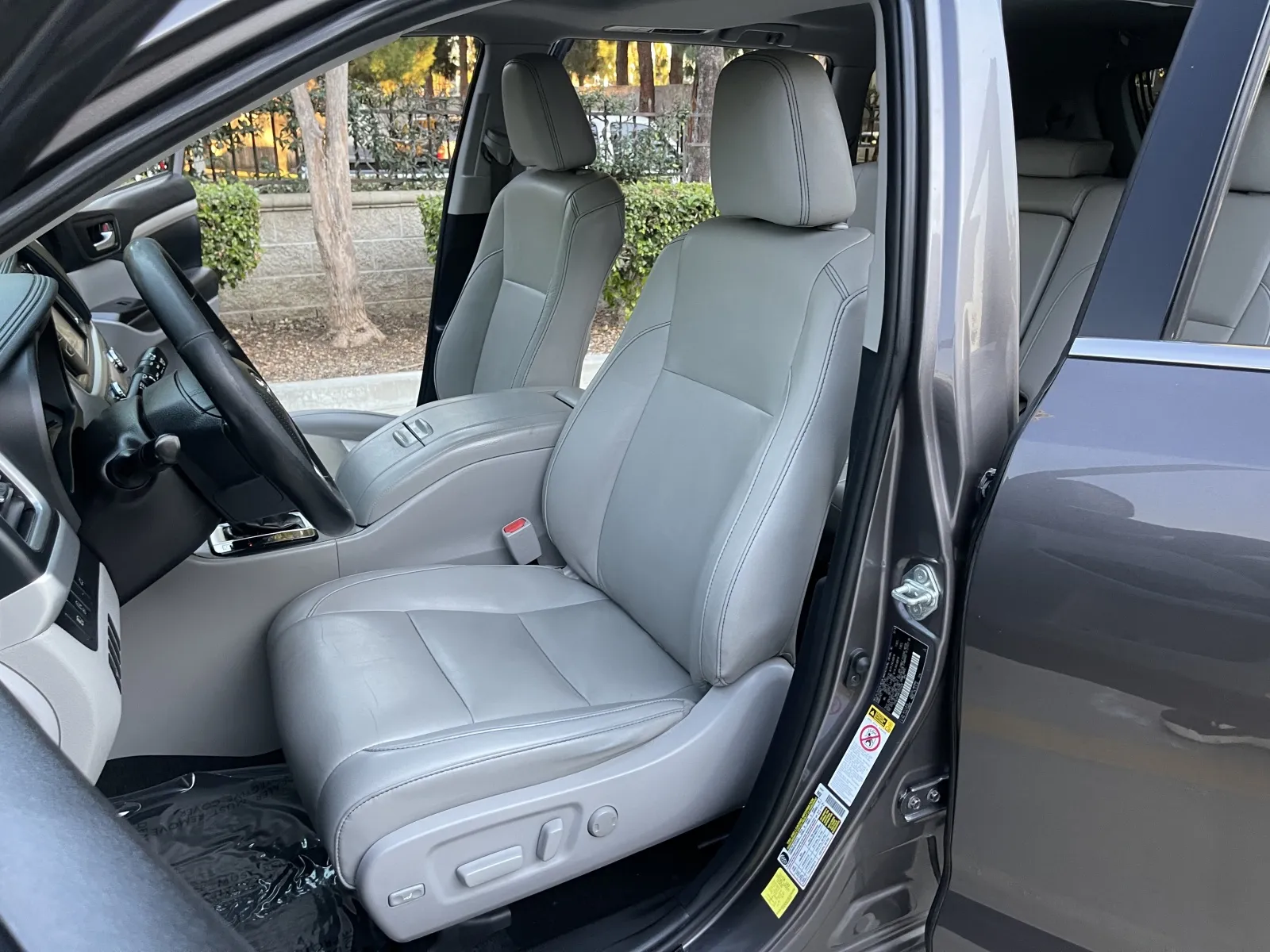 2019 Toyota Highlander XLE - Photo 10