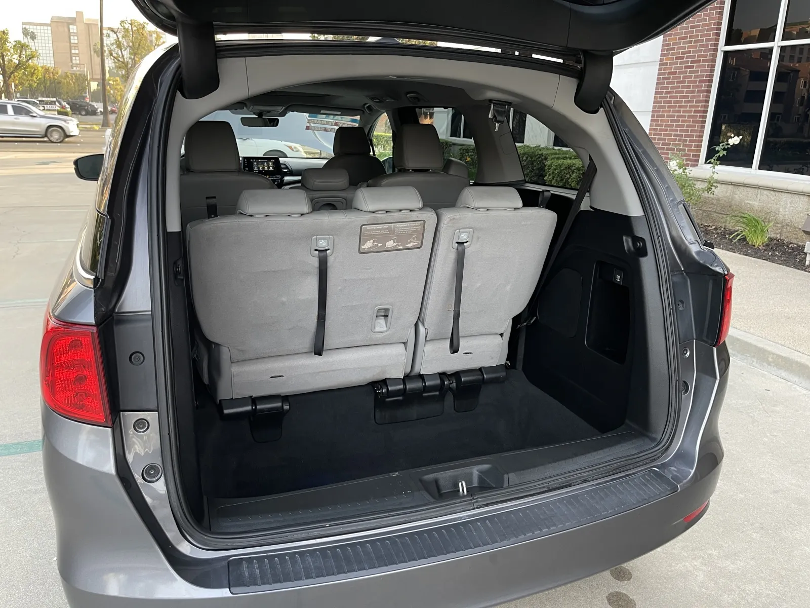 2019 Honda Odyssey EX-L - Photo 8