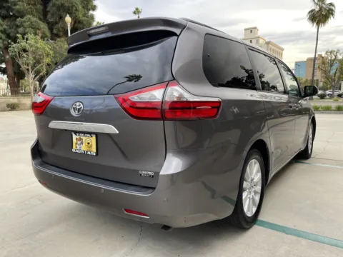 More photos of 2015 Toyota Sienna Limited 7-Passenger Premium at Quality 1 Auto, CA