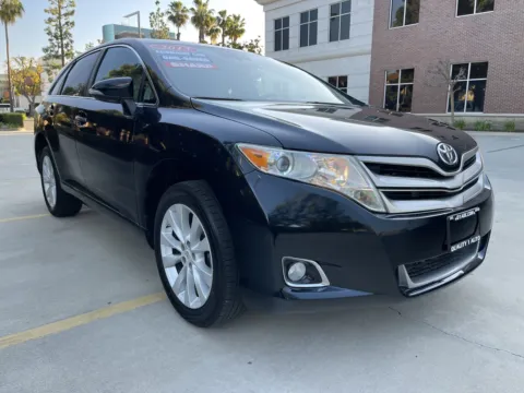 More photos of 2013 Toyota Venza XLE at Quality 1 Auto, CA