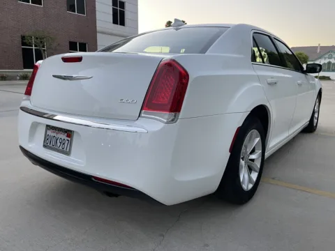 More photos of 2021 Chrysler 300 Touring RWD at Quality 1 Auto, CA