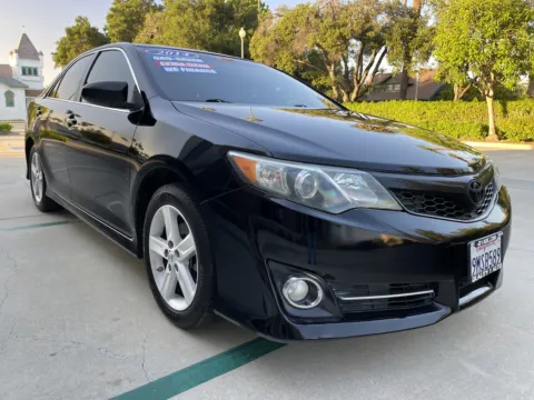 More photos of 2014 Toyota Camry SE at Quality 1 Auto, CA
