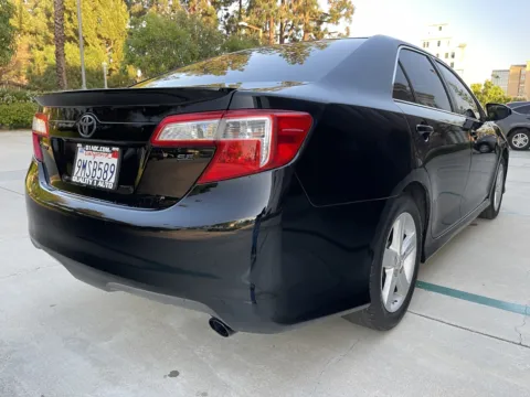 More photos of 2014 Toyota Camry SE at Quality 1 Auto, CA