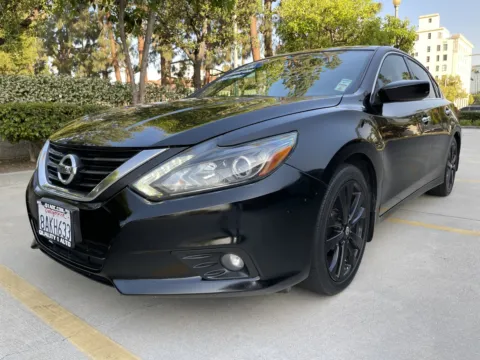 Black 2017 Nissan Altima 2.5 SR for sale in Anaheim, CA