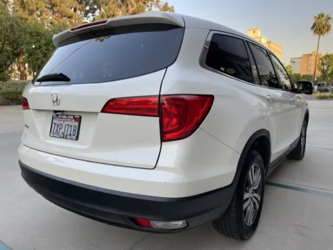 More photos of 2017 Honda Pilot EX-L at Quality 1 Auto, CA