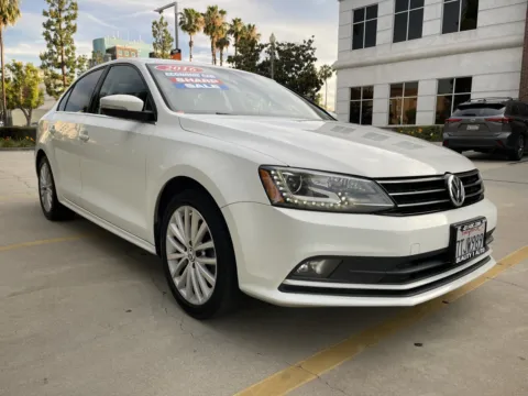 More photos of 2016 Volkswagen Jetta 1.8T SEL FWD at Quality 1 Auto, CA