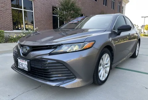 Gray 2018 Toyota Camry LE for sale in Anaheim, CA