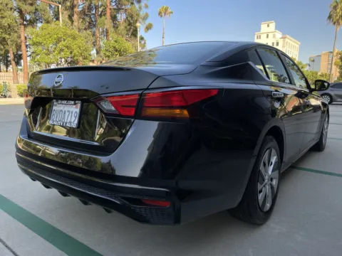 More photos of 2021 Nissan Altima 2.5 S at Quality 1 Auto, CA