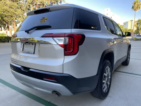 More photos of 2020 GMC Acadia SLE FWD at Quality 1 Auto, CA