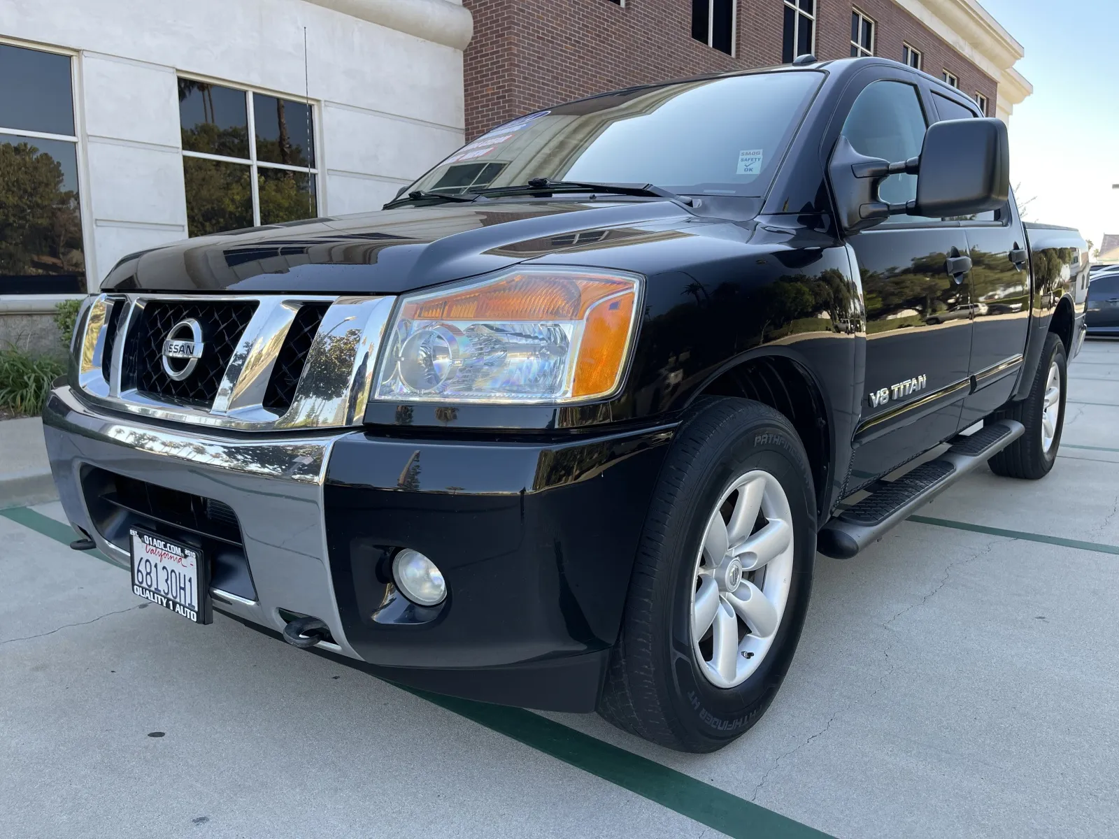 Black 2014 Nissan Titan SV Crew Cab for sale in Anaheim, CA