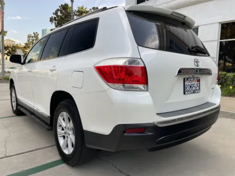 Photos of 2012 Toyota Highlander SE for sale in Anaheim, CA at Quality 1 Auto