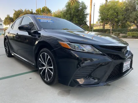 More photos of 2020 Toyota Camry SE at Quality 1 Auto, CA