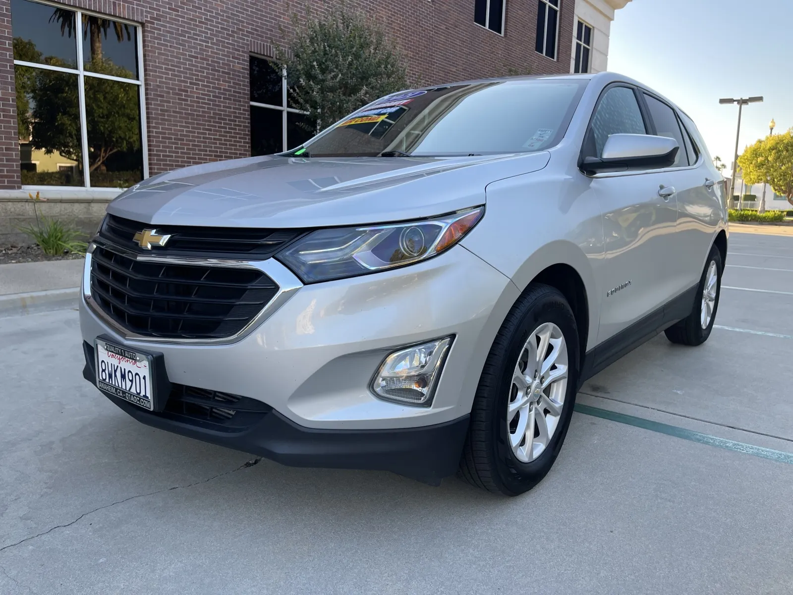 Silver 2021 Chevrolet Equinox LT FWD with 2FL for sale in Anaheim, CA