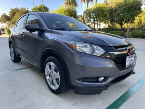 More photos of 2017 Honda HR-V EX at Quality 1 Auto, CA
