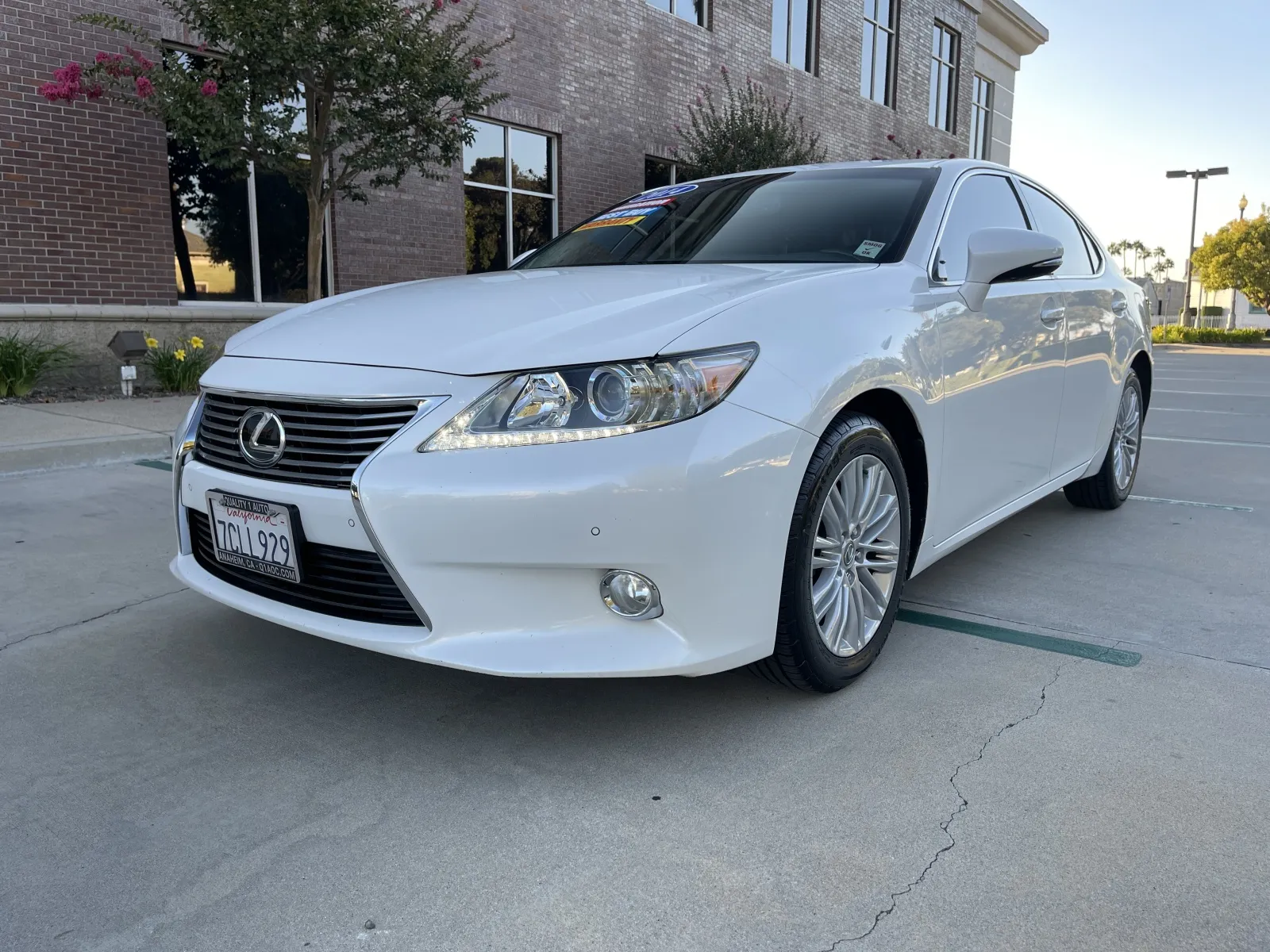 White 2014 Lexus ES 350 RWD for sale in Anaheim, CA