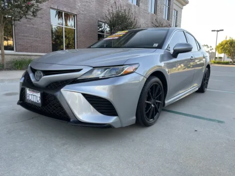 Silver 2018 Toyota Camry SE for sale in Anaheim, CA