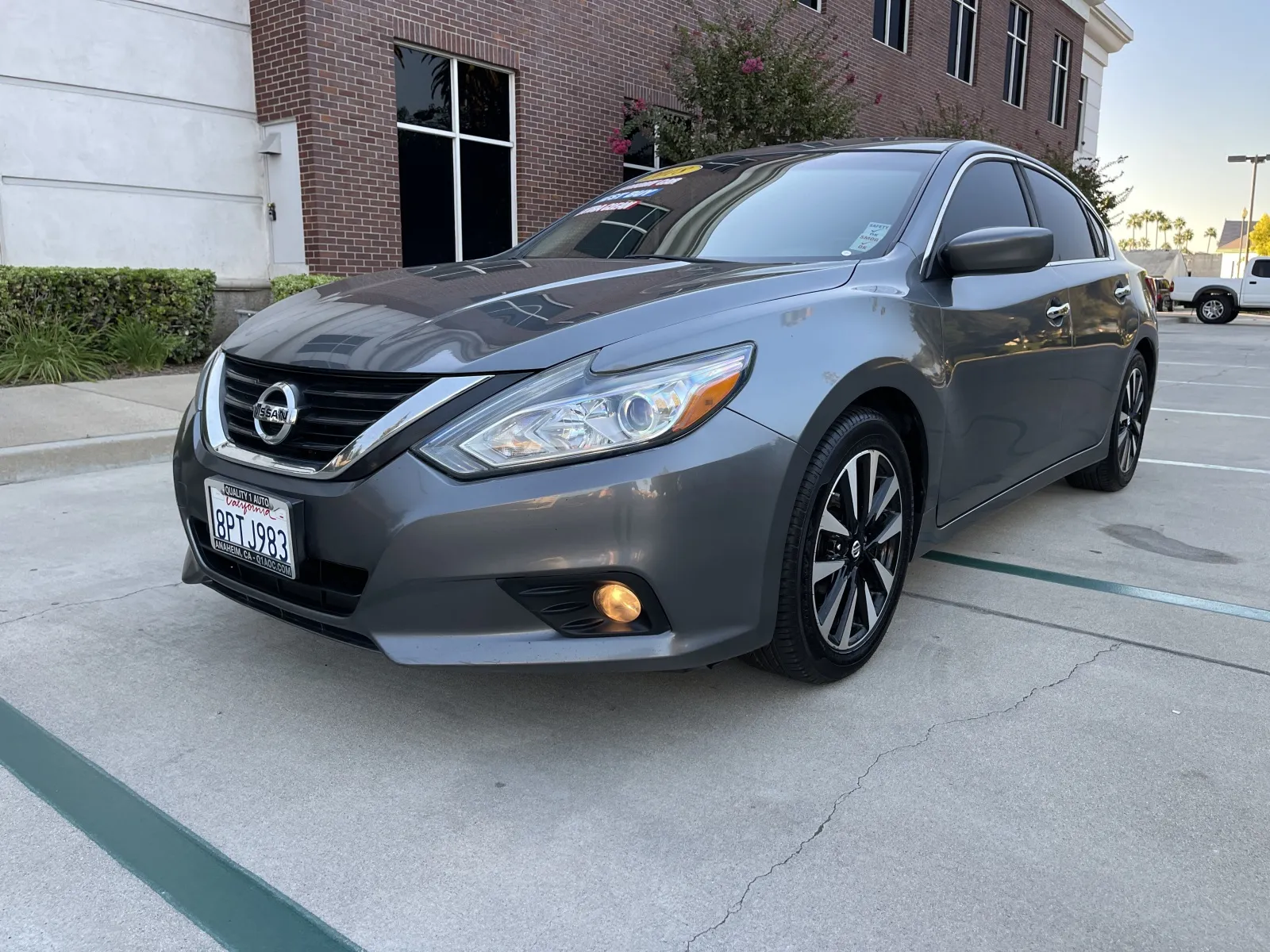 Gray 2018 Nissan Altima 2.5 SV for sale in Anaheim, CA