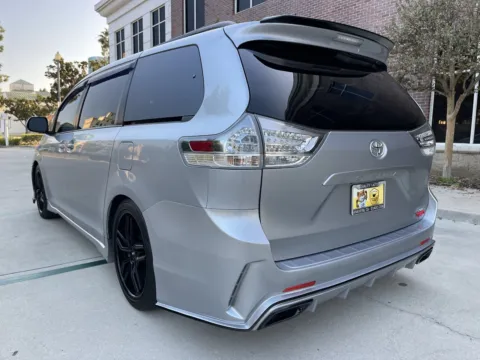 Photos of 2011 Toyota Sienna SE 8-Passenger for sale in Anaheim, CA at Quality 1 Auto