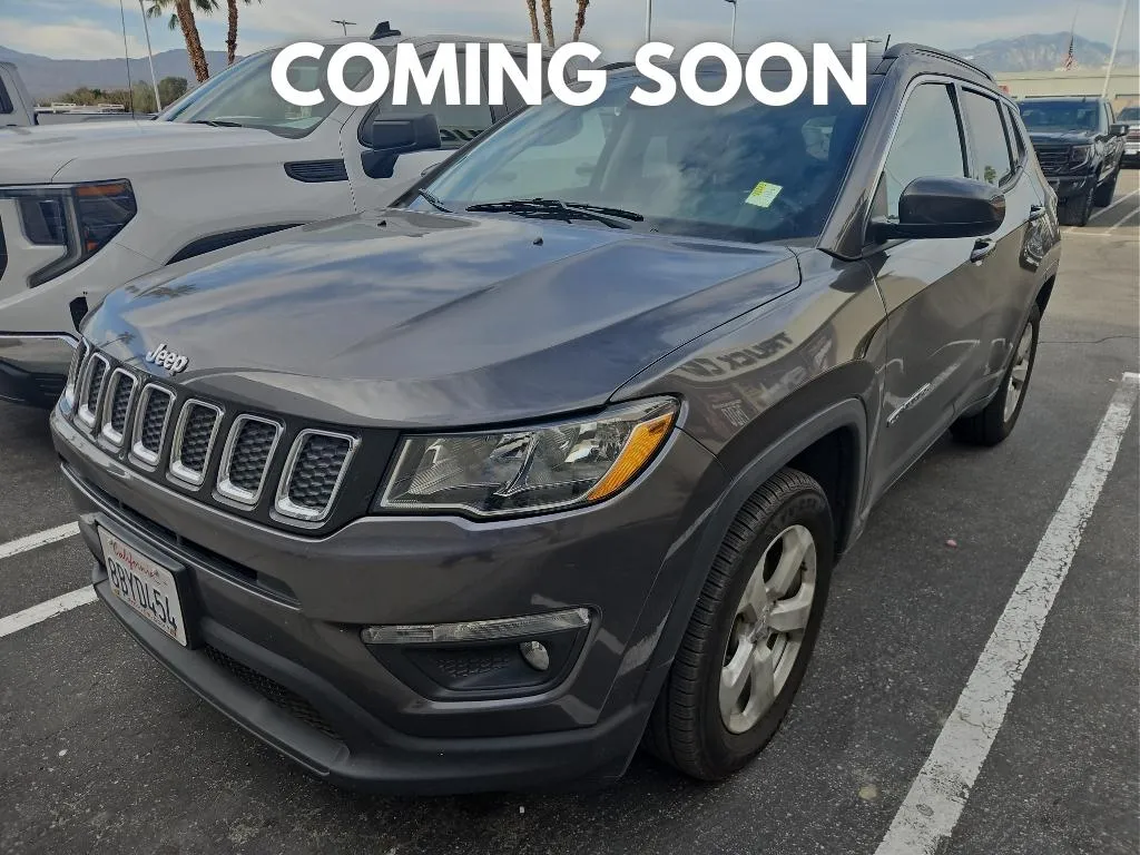 Gray 2018 Jeep Compass Latitude for sale in Indio, CA