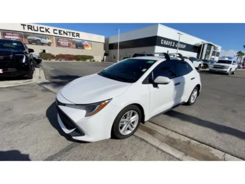 More photos of 2022 Toyota Corolla Hatchback SE at Chavez-Jessup GMC, CA