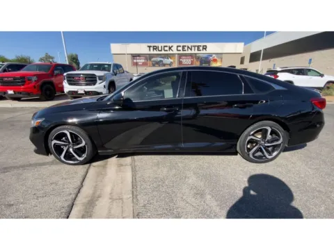 More photos of 2022 Honda Accord Sport at Chavez-Jessup GMC, CA
