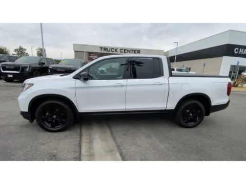 More photos of 2023 Honda Ridgeline Black Edition at Chavez-Jessup GMC, CA