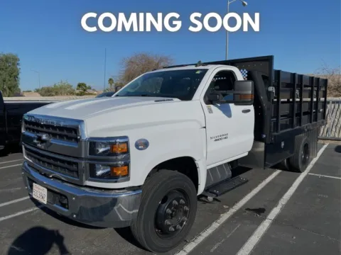 White 2019 Chevrolet Silverado 5500HD Work Truck for sale in Indio, CA