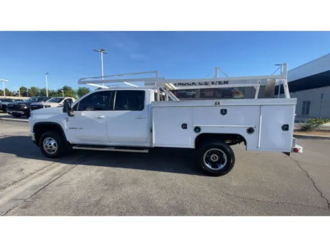 More photos of 2022 Chevrolet Silverado LT at Chavez-Jessup GMC, CA
