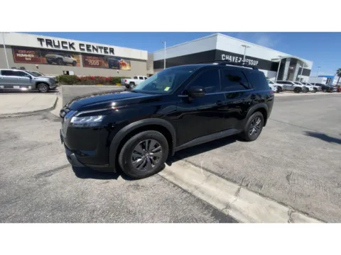 More photos of 2022 Nissan Pathfinder SV at Chavez-Jessup GMC, CA