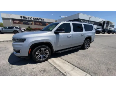 More photos of 2024 Jeep Wagoneer L Series II at Chavez-Jessup GMC, CA