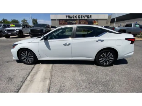 More photos of 2025 Nissan Altima SV at Chavez-Jessup GMC, CA