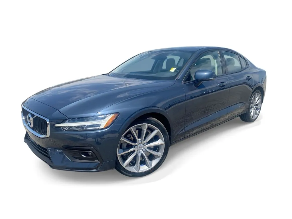Blue 2021 Volvo S60 Momentum for sale in Indio, CA