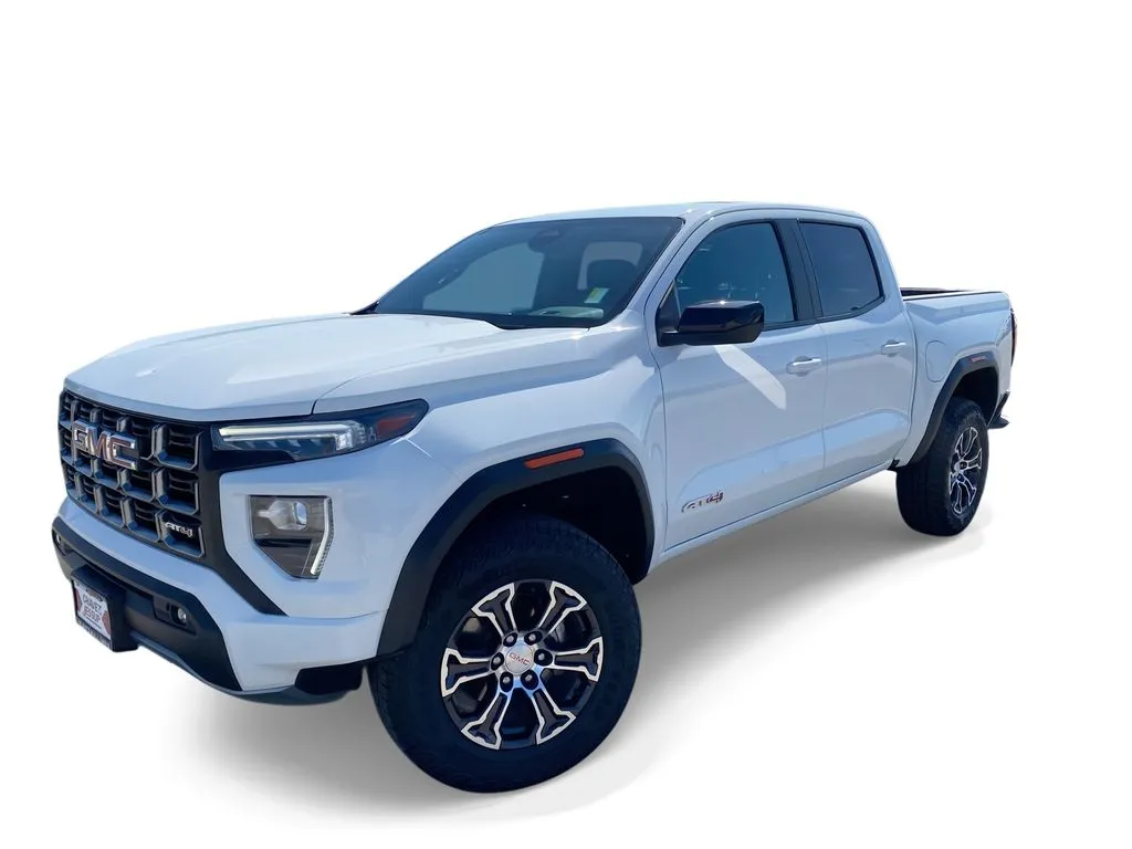 White 2023 GMC Canyon 4WD AT4 for sale in Indio, CA