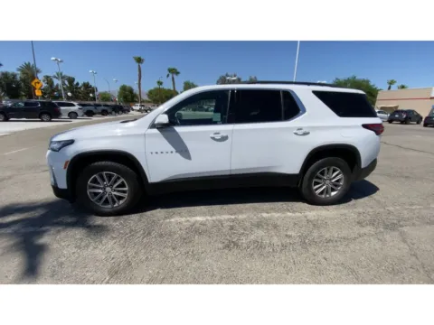More photos of 2023 Chevrolet Traverse LT Cloth at Chavez-Jessup GMC, CA