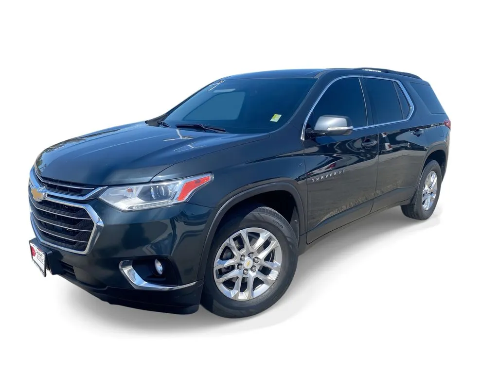 Gray 2019 Chevrolet Traverse LT Cloth for sale in Indio, CA