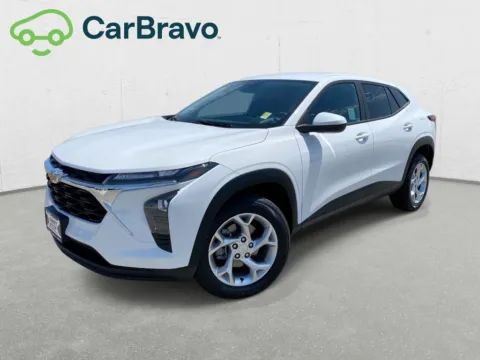 White 2024 Chevrolet Trax LS for sale in Indio, CA