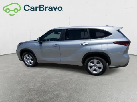 More photos of 2025 Toyota Highlander LE at Chavez-Jessup GMC, CA